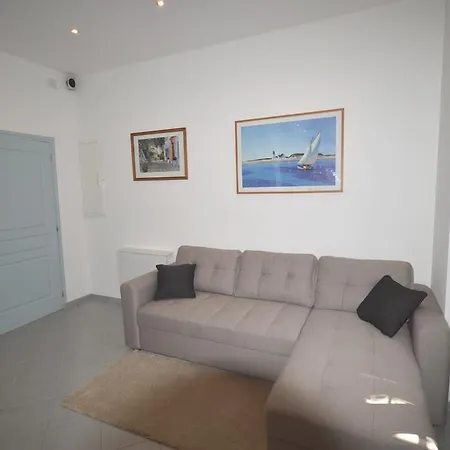 Moderne En Coeur De Ville Villa